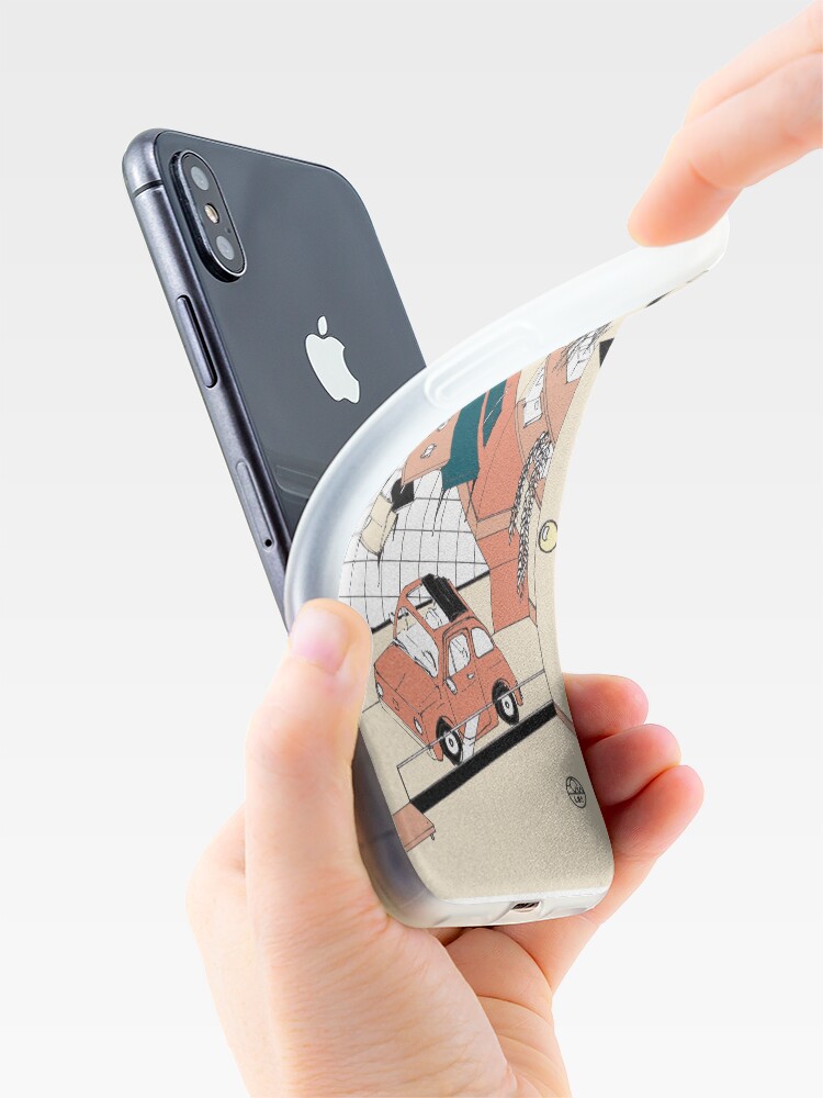 Aperçu 4 sur 5. Coque iPhone avec l'œuvre Fiat 500 at home créée et vendue par LoicBrDesign.