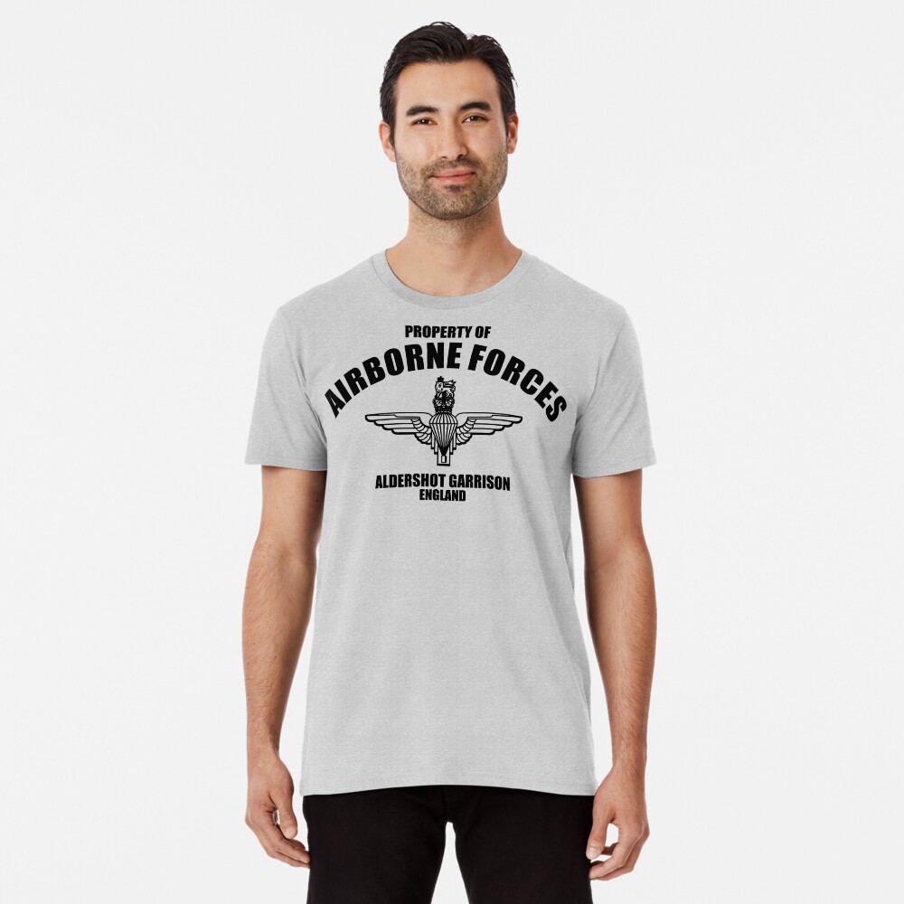 Vista previa del artículo con la obra «Camiseta premium», diseñado y vendido por StrongVlad.