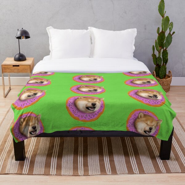 Item preview, Un Thicc Shiba Inu atrapado en una rosquilla gigante Fondo verde designed and sold by TeodoraM.