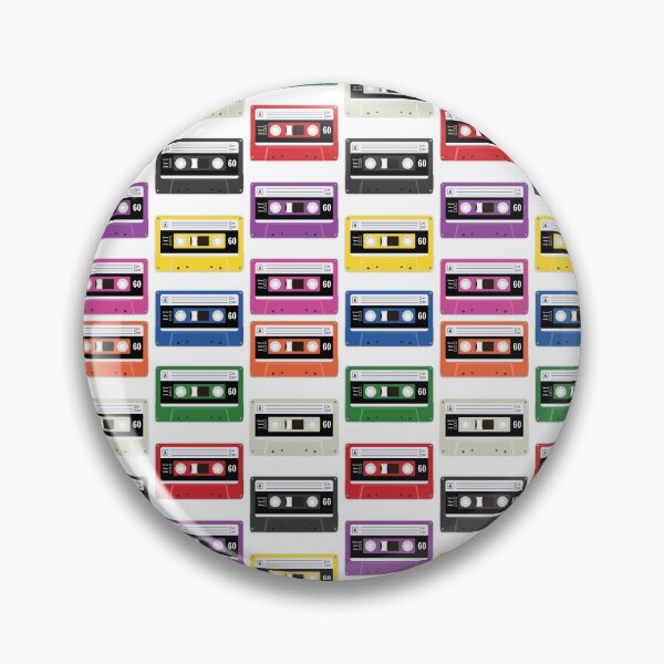 Aperçu de l'œuvre Cassettes dans une rangée créée et vendue par LozMac.