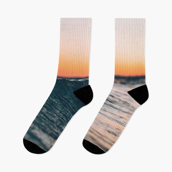 Artikelvorschau, Little Wave Sunrise - Osean Sunrise entworfen und verkauft von MariamBj.