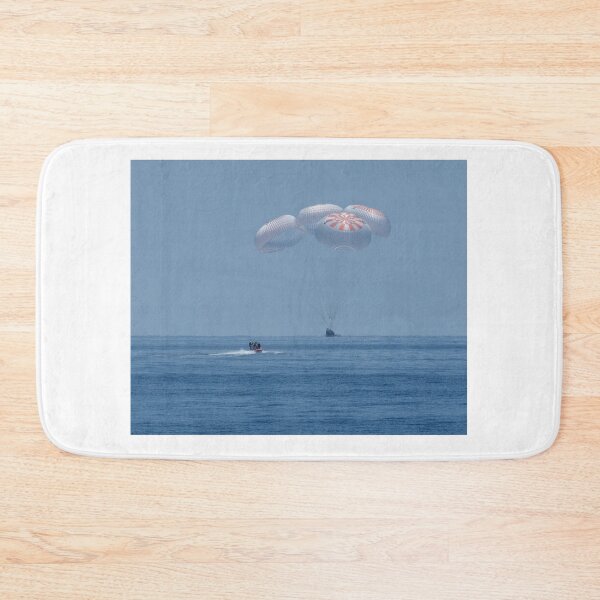 Item preview, SpaceX Crew Dragon Splashdown designed and sold by Star-Citizen.