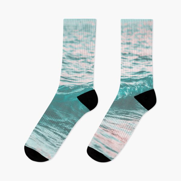 Item preview, the perfect wave designed and sold by Sunday Beach.