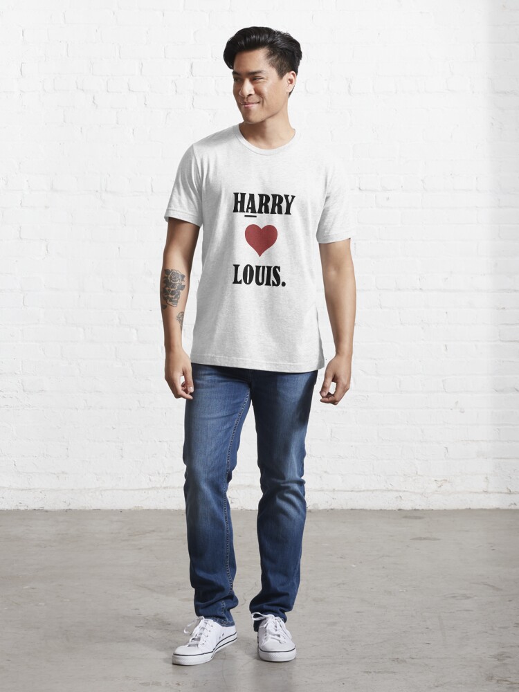 harry wearing harry loves louis shirt