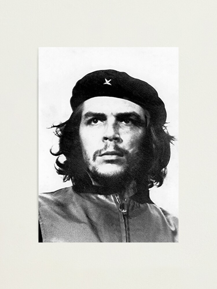 Che Guevara Iconic Portrait - 1960 Photographic Print for Sale by