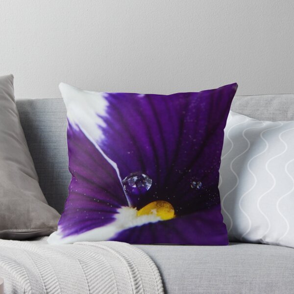 Item preview, Flores en el espacio designed and sold by RewskiPhotos.