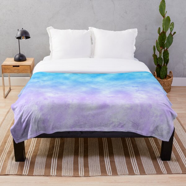 Artikelvorschau, Blau bis Lila Aquarell Tie Dye entworfen und verkauft von MarzStudio.