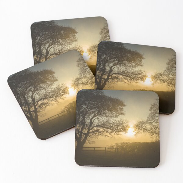 Artikelvorschau, Wunderschöner Sonnenuntergang in der Landschaft von Staffordshire entworfen und verkauft von Jane Stanley Photography.