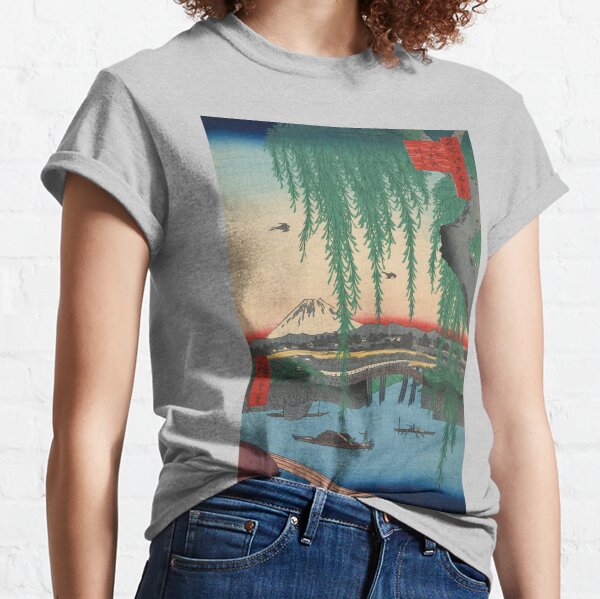 Mount Fuji from Yatsumi Bridge Ukiyo-e Japanese Art Classic T-Shirt