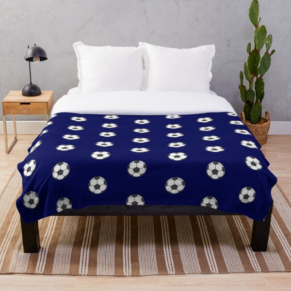 Aperçu de l'œuvre Football - Blue - Pattern créée et vendue par AmandaEveritt.