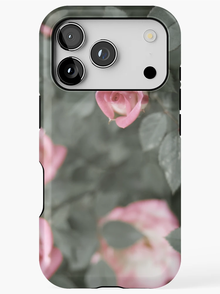 Imagen 1 de 4, Funda de iPhone con la obra The Roses, diseñada y vendida por Remy Porter.