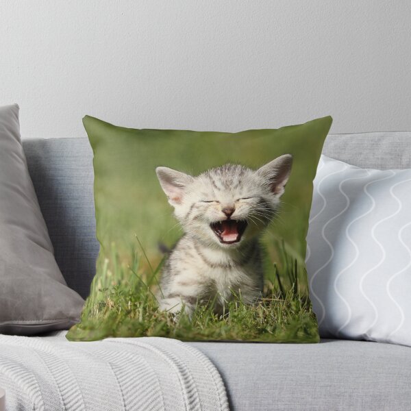cute kitten Throw Pillow