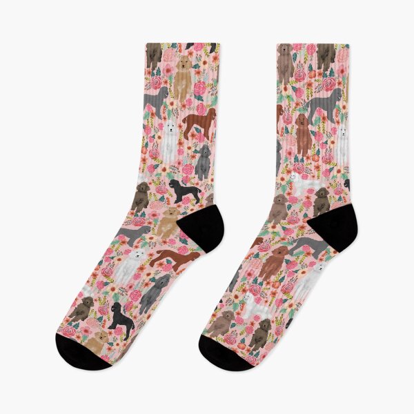 Aperçu de l'œuvre poodle dog floral - vintage florals, floral pet, cute dog, poodle, white poodle, apricot poodle, black poodle, poodle dogs, poodles créée et vendue par PetFriendly.