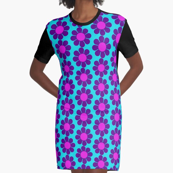 Aperçu de l'œuvre Fleur de marguerite hippie rose et violette créée et vendue par hilda74.