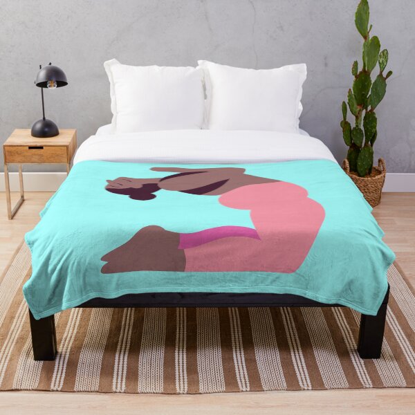 Artikelvorschau, Beautiful Yoga Woman Black entworfen und verkauft von Uttershirt.