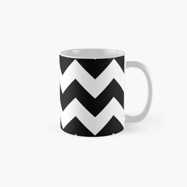 Heart & Chevron - Black/Classic Blue Mug classique