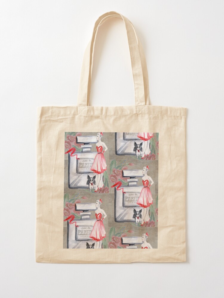 woman tote