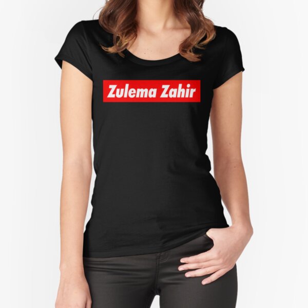 Zulema Zahir Camiseta entallada de cuello ancho