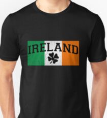 Vintage IRISH Flag (Distressed Design) Unisex T-Shirt