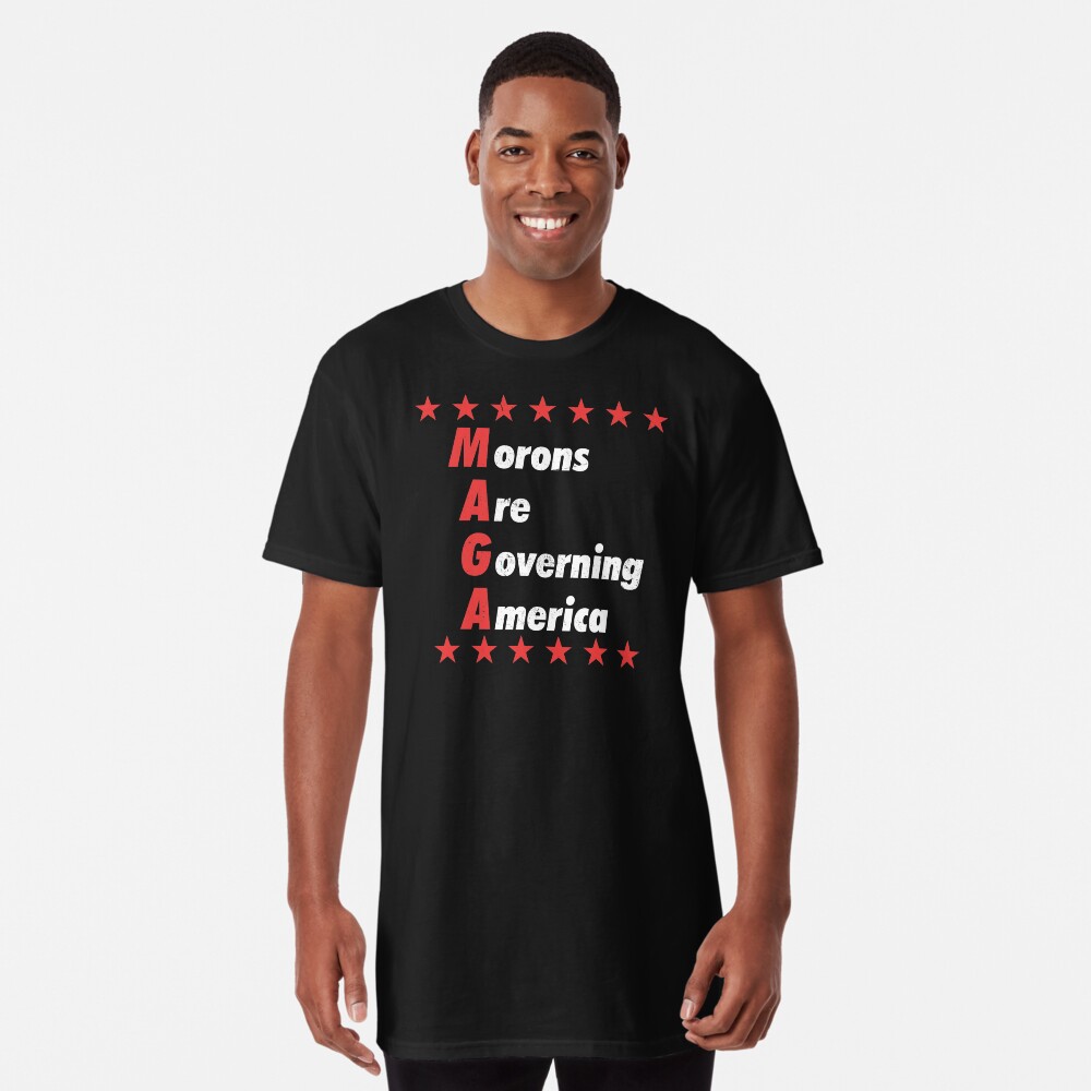 Vista previa del artículo con la obra «Camiseta larga», diseñado y vendido por 8645th.
