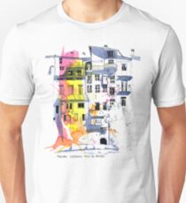 Maisons Suspendu, Pont-en-Royans, France Unisex T-Shirt