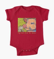 Stoppen Sie und riechen Sie die Gänseblümchen Baby Body Kurzarm