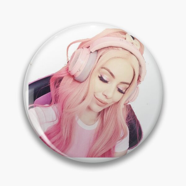 Download Leah Ashe Pink Headphones Pics Leah Ashe Blogs - community notleah roblox wikia fandom