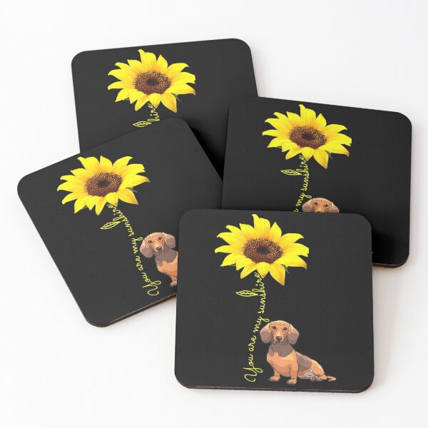 Artikelvorschau, Du bist mein Sonnenschein Dackel Lustiger Hund Mama Papa Netter Doxie Liebhaber entworfen und verkauft von MarkHudson78.