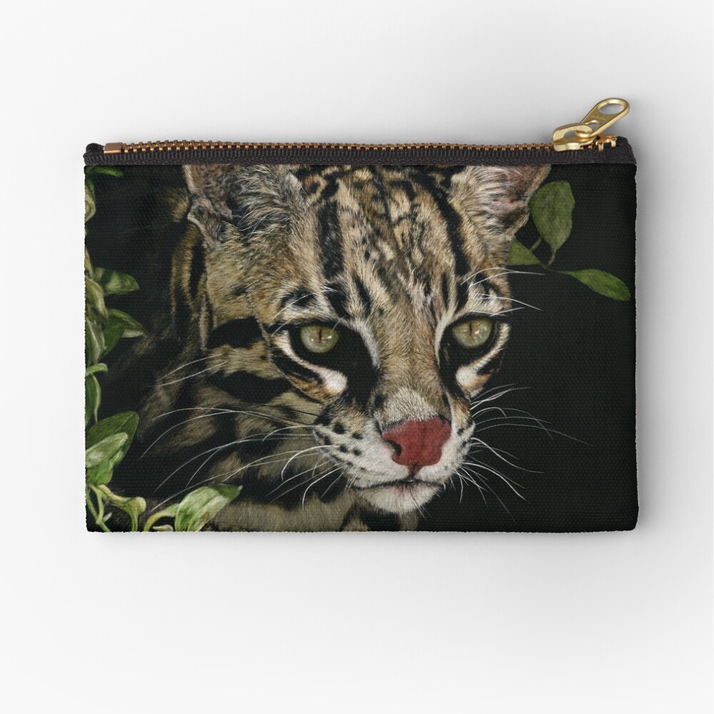 A Hunter's Focus Zipper Pouch