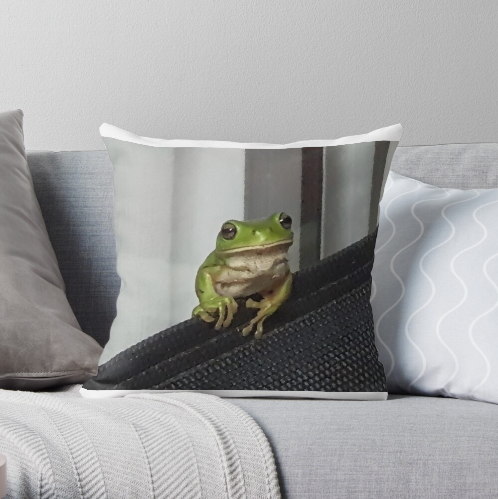 I love being Green Throw Pillow