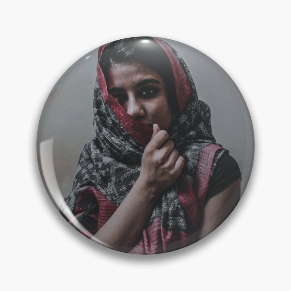 Artikelvorschau, Konzeptionelle Modefotografie entworfen und verkauft von Prerana Jain.
