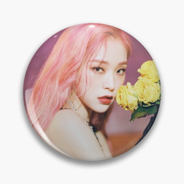 Item preview, Diseño gahyeon atrapa sueños kpop chicas designed and sold by MaMoAn.