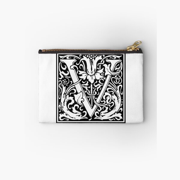 Aperçu de l'œuvre William Morris Style Renaissance Cloître Alphabet Lettre V créée et vendue par Pixelchicken.
