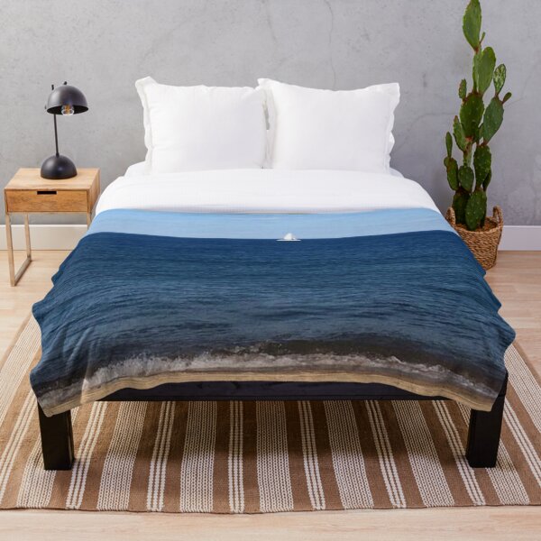 Item preview, Barco en el mar designed and sold by eevee135.