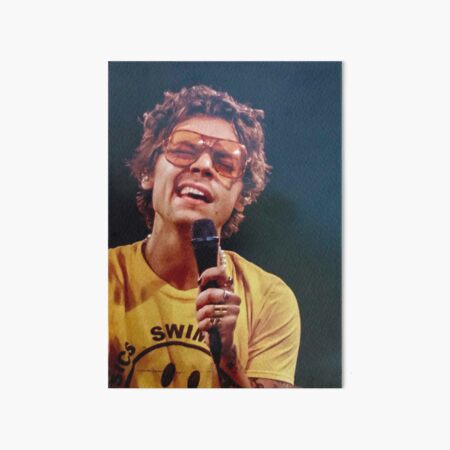 Harry Singing Art Board Print