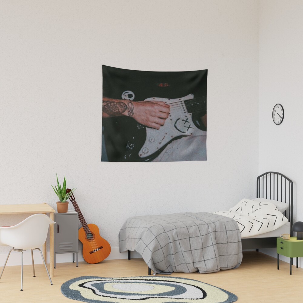 Louis Tomlinson Aesthetic Prints: Vintage-inspired Wall Decor 