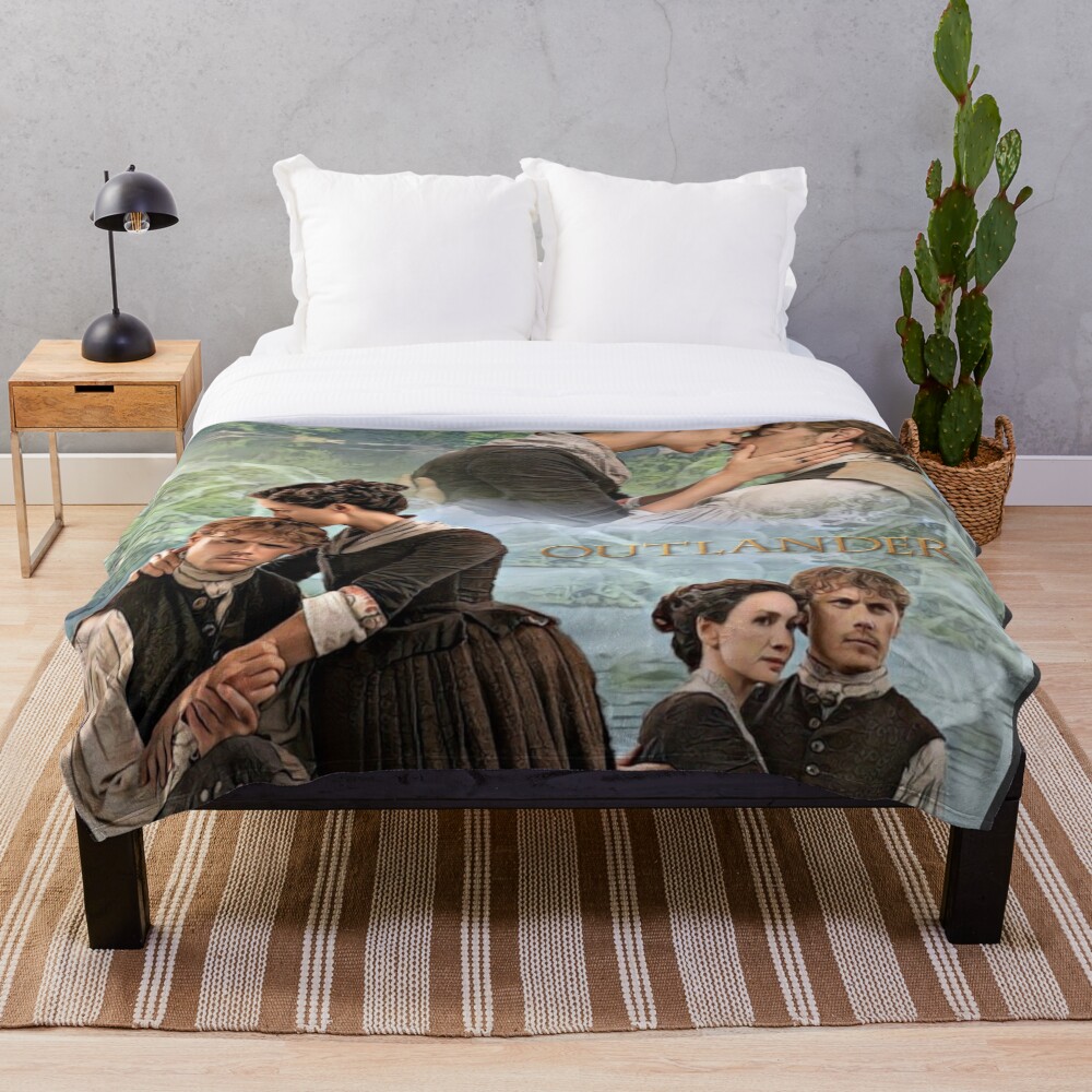 Jamie and Claire Fraser/Outlander Throw Blanket