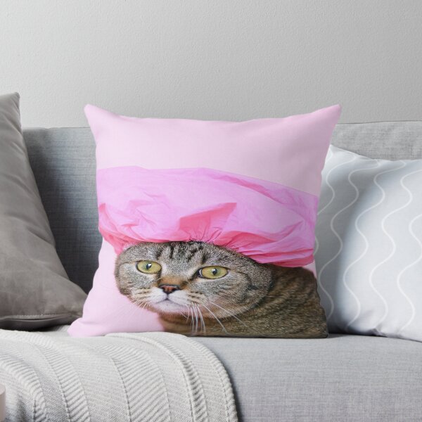 pillow brown tabby cat wearing a bathing cap Throw Pillow
