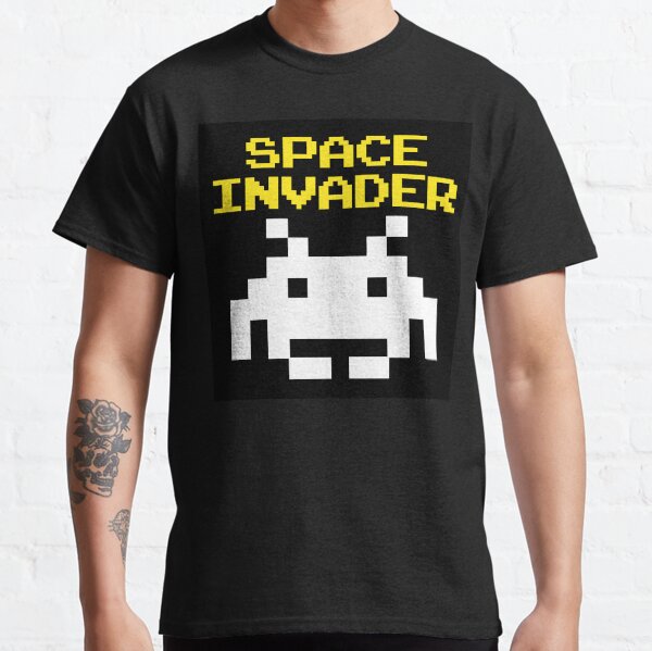 Social Distancing Space Invader Classic T-Shirt