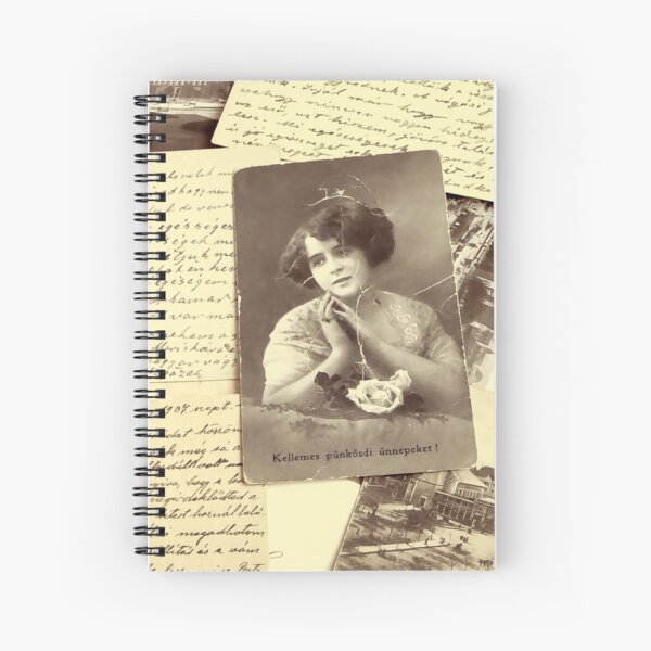 Aperçu de l'œuvre Ancienne photo de carte postale d'une femme créée et vendue par BeastModeLooK.