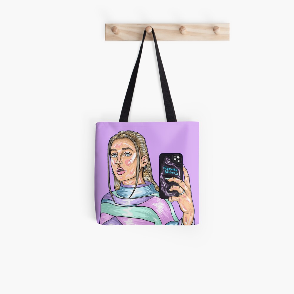 Emma Chamberlain Tote Bag by bessiemendoza