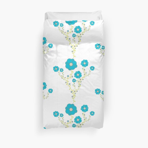 Climbing blue flowers Duvet Cover