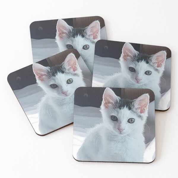 Artikelvorschau, Süße Kätzchen. Geschenk für Katzenliebhaber. Süße Kätzchen entworfen und verkauft von GraceTee.