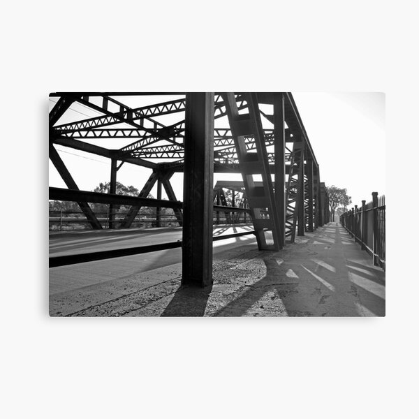 Aperçu de l'œuvre Steel Bridge Black and White créée et vendue par Gary Horner.
