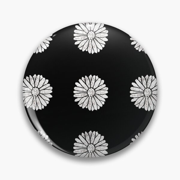 White Daisy Pattern Pin
