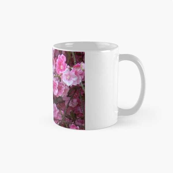 Item preview, PARED DE FLORES ROSAS designed and sold by yaari.