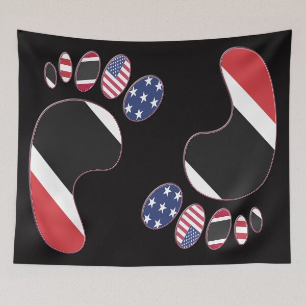 Artikelvorschau, FUSSABDRÜCKE USA & TRINIDAD UND TOBAGO FLAGGE AMERIKANISCH TRINIDADISCH entworfen und verkauft von Ralek.