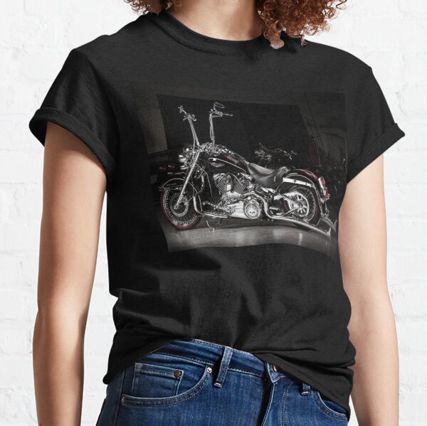 Sav's Harley Davidson Softail Deluxe T-shirt classique