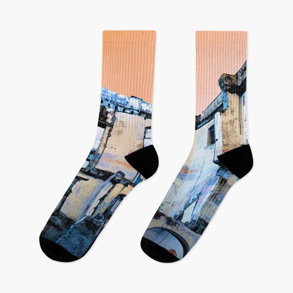 Aperçu de l'œuvre Havana Vintage Ruins Vanilla Sky créée et vendue par GhostGumDesigns.