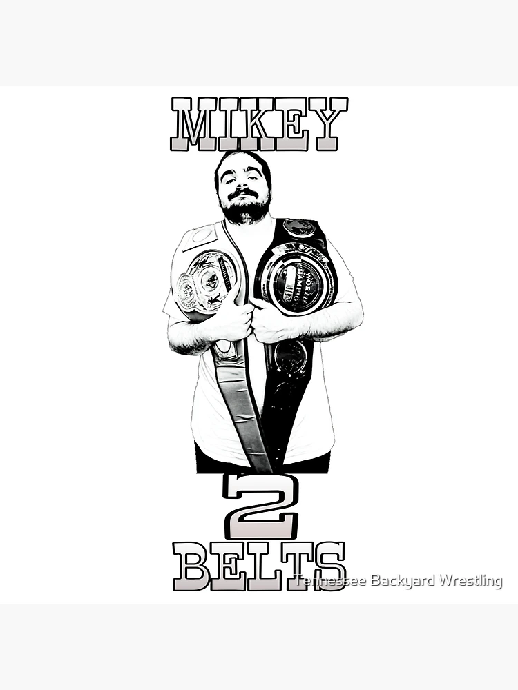 Aperçu 4 sur 4. Coussin avec l'œuvre Marchandise «Mikey 2 Belts» créée et vendue par Tennessee Backyard Wrestling.